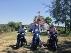 Hoi An: Rural Island & Craft Village Half-Day E-Scooter Tour