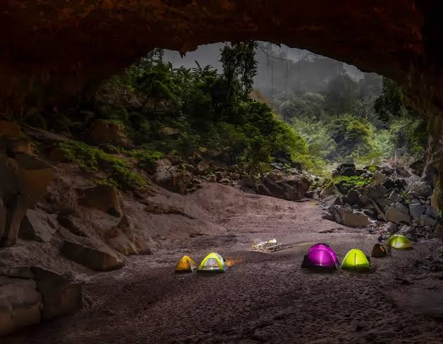 Kling Cave