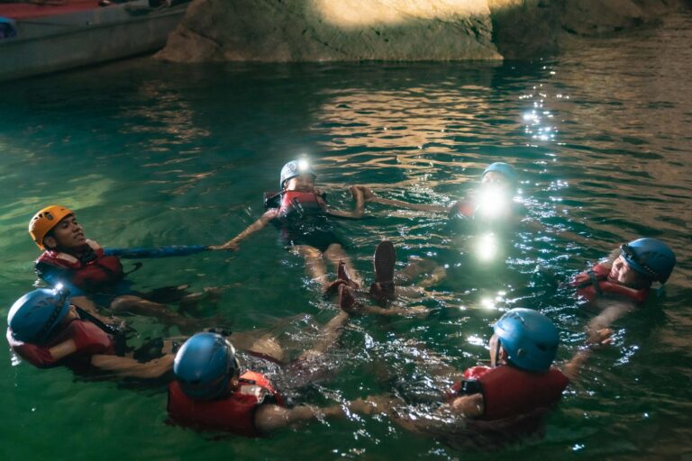 Phong Nha Cave 4500m